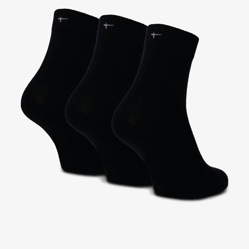 Schwarze Socken im 3er-Pack, ideale Passform und langlebig für den täglichen Gebrauch.