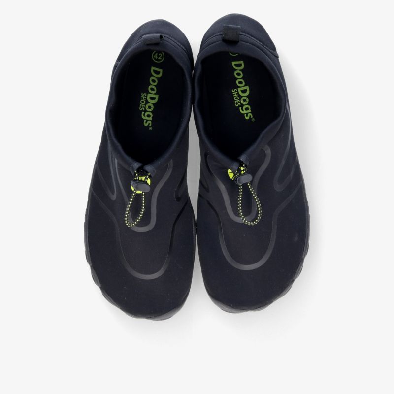 Hochwertiger, leichter Schuh mit gepolsterter Innensohle und flexibler Passform, ideal für Komfort und Alltag