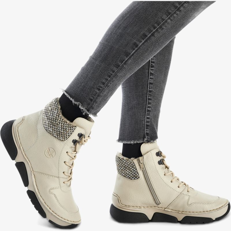 Bequemer Winterstiefel mit warmem Futter, praktischem Reißverschluss und rutschfester Sohle, modisch und robust