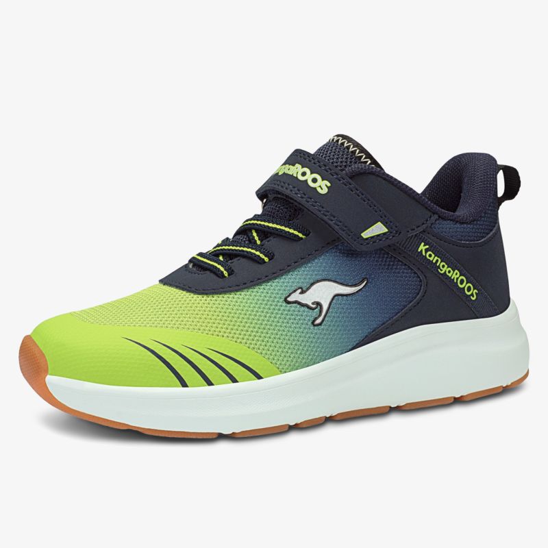 Moderner Sneaker mit atmungsaktivem Obermaterial und rutschfester Sohle für hohen Komfort beim Laufen