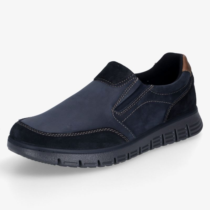 Schwarzer sportlicher Sneaker mit flexibler, rutschfester Sohle und bequemer Passform, seitliche Ansicht