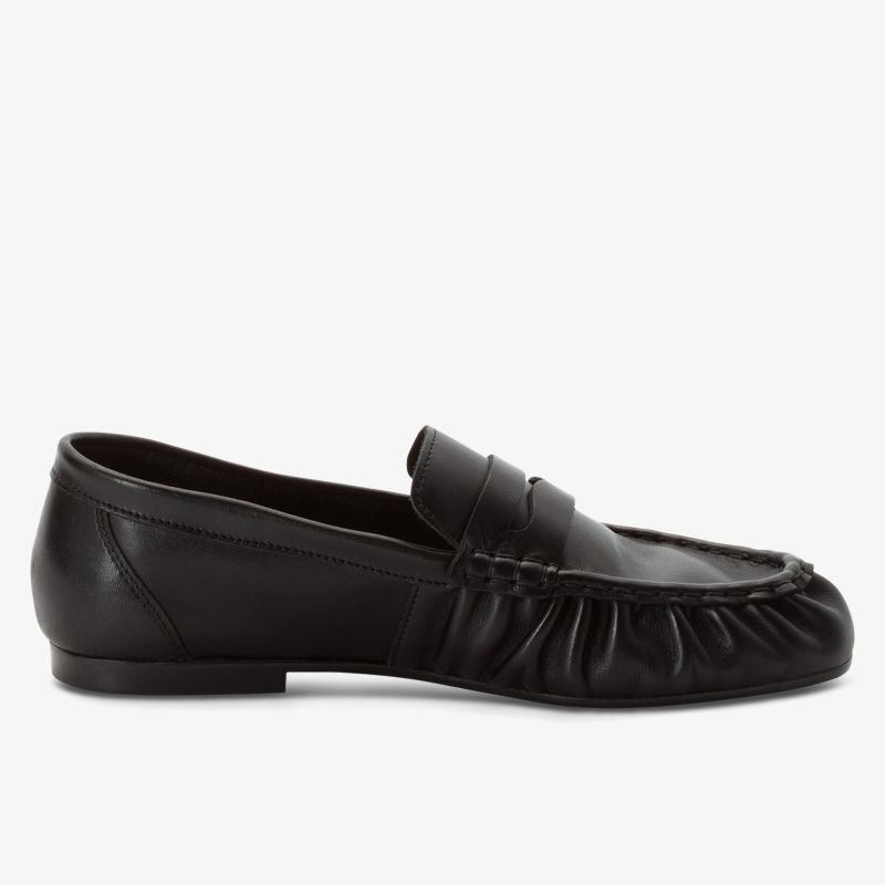 Schwarzer Leder-Slipper in eleganter und klassischer Ausführung, bequem und vielseitig tragbar