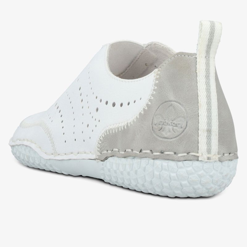 Leichter Schuh mit atmungsaktivem Material und flexibler Sohle, seitliche Ansicht mit gepolstertem Fersenbereich