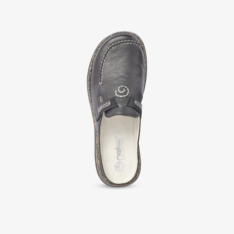Bequemer Schuh mit weichem Innenfutter und hochwertiger Naht in schlichtem, zeitlosem Design