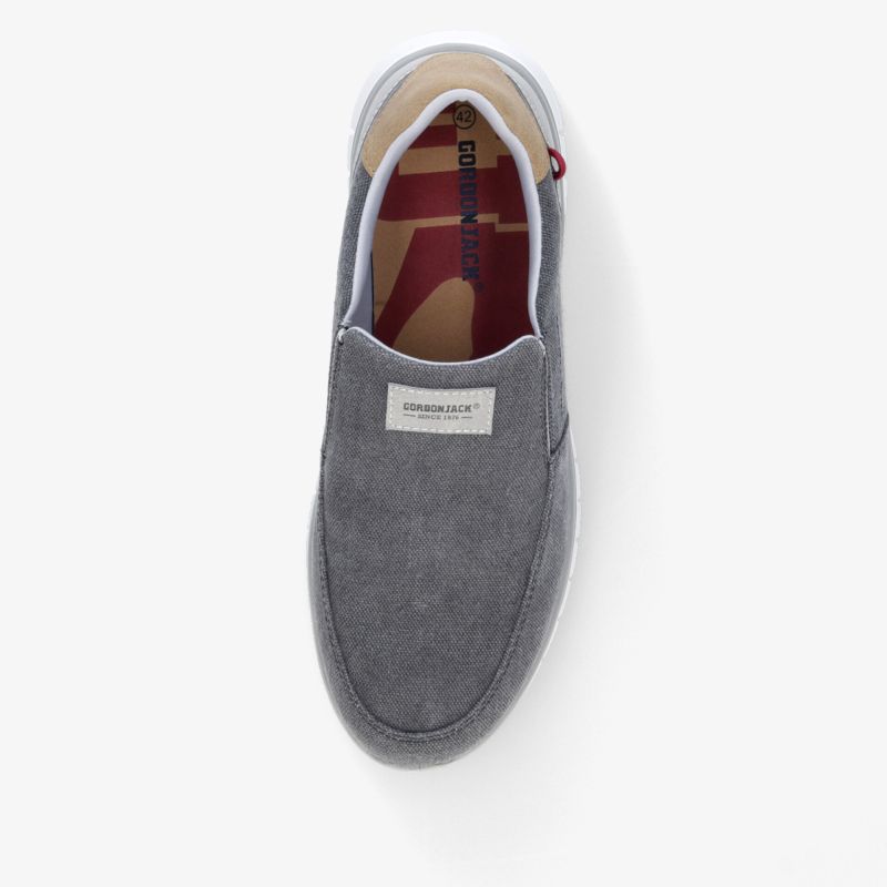 Grauer Slip-On Schuh, bequem und atmungsaktiv, mit robuster Sohle und flexibler Passform, Oberansicht