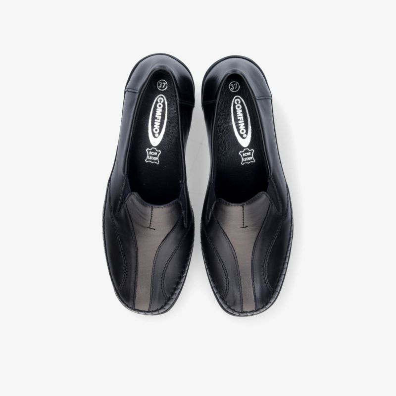 Elegante schwarze Schuhe in hochwertiger Lederoptik mit bequemer Passform und zeitlosem Design.