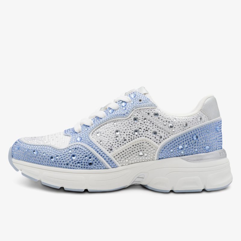 Seitenansicht eines bequemen, atmungsaktiven Sneakers mit leichter, sportlicher Sohle