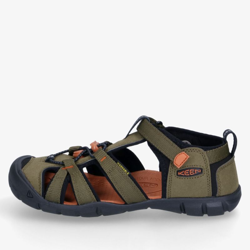 Flexibel und robuste Outdoor-Sandale mit atmungsaktivem Material und rutschfester Sohle für optimalen Komfort