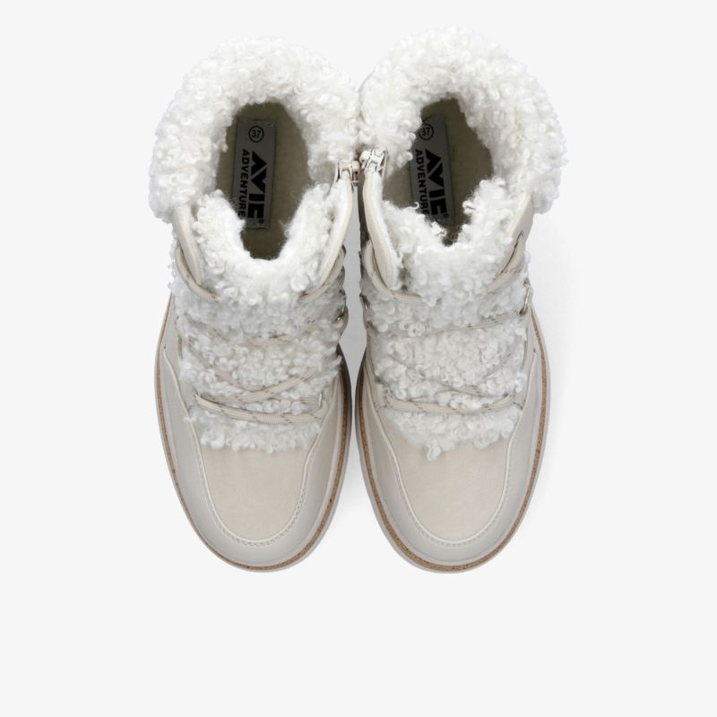 Warme Winterstiefel mit flauschigem Fellfutter und rutschfester Sohle, ideal für kalte Temperaturen und Komfort