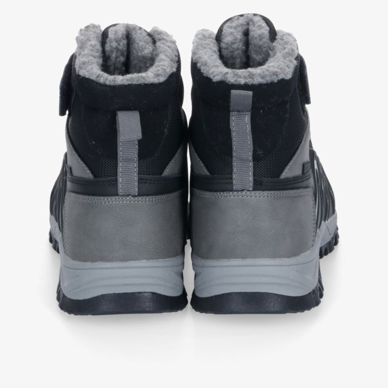 Robuste, warme Winterstiefel mit bequemer Fütterung und rutschfester Sohle für hervorragenden Komfort.