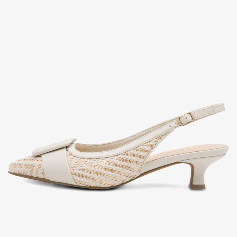 Eleganter Slingback-Schuh mit spitz zulaufender Vorderpartie und mittelhohem Absatz aus geflochtenem Material