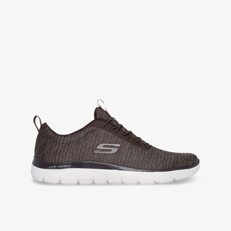 Leichter und bequemer Sneaker mit flexiblem Material und rutschfester Sohle in braun und weiß, seitliche Ansicht