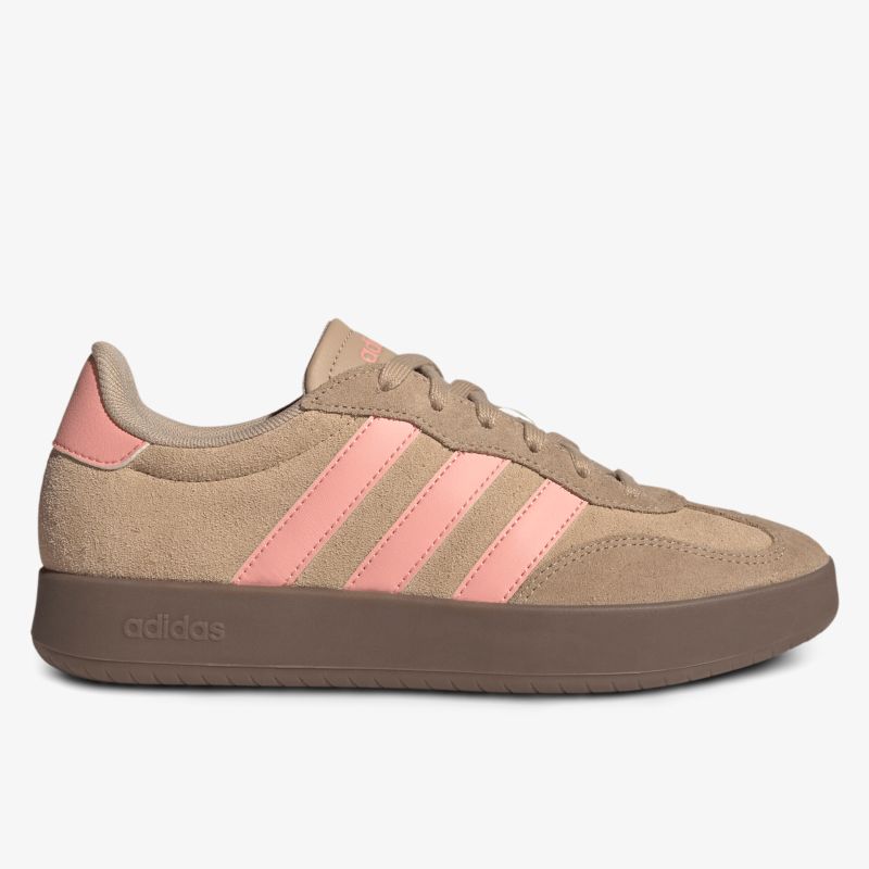 Bequemer Sneaker in beige mit rosa Akzenten und brauner strapazierfähiger Sohle seitliche Ansicht