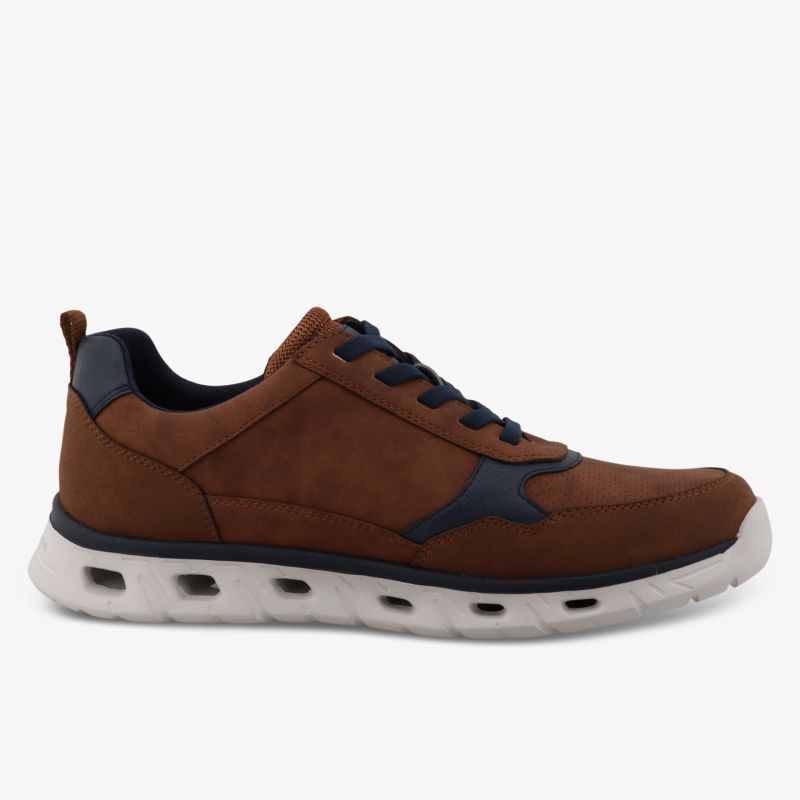 Sportlicher brauner Schuh mit leichter weißer Sohle, atmungsaktiv und komfortabel für Alltag und Freizeit