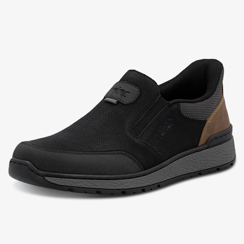 Schwarzer leichter Slipper mit komfortabler Passform, flexibler Sohle und modernem Design