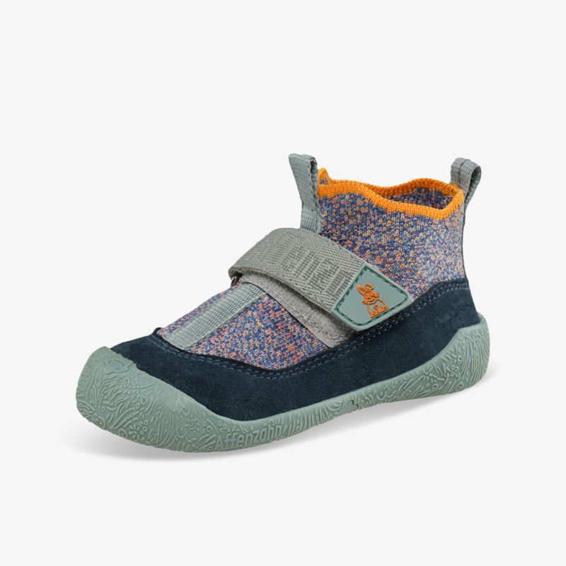 Bequemer moderner Freizeit-Sneaker mit flexiblem Sohlenprofil und praktischem Klettverschluss in Grau und Orange