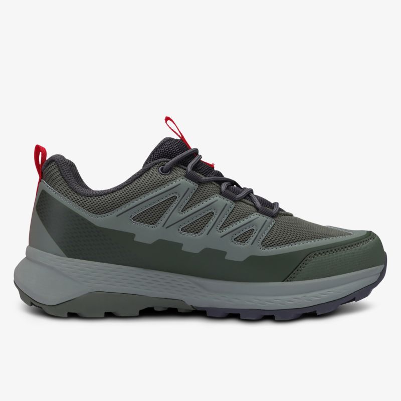 Lässiger Outdoor-Schuh mit robustem Material, gepolstertem Einstieg und rutschsicherer Sohle für sicheren Halt