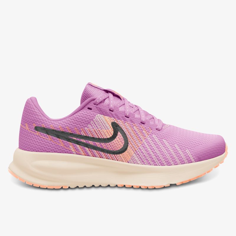 Leichter, sportlicher Sneaker mit griffiger Sohle in auffälligem Design, ideal für vielseitige Aktivitäten.