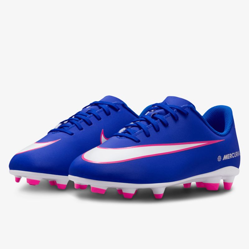 Leichte und strapazierfähige Fußballschuhe in Blau mit pinken Stollen für optimalen Grip und hohen Komfort