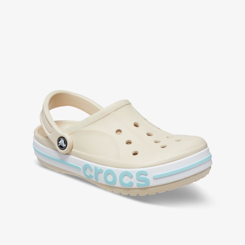 Beiger Crocs Schlupfschuh mit atmungsaktiven Löchern, verstellbarem Fersenriemen und rutschfester Sohle für hohen Komfort