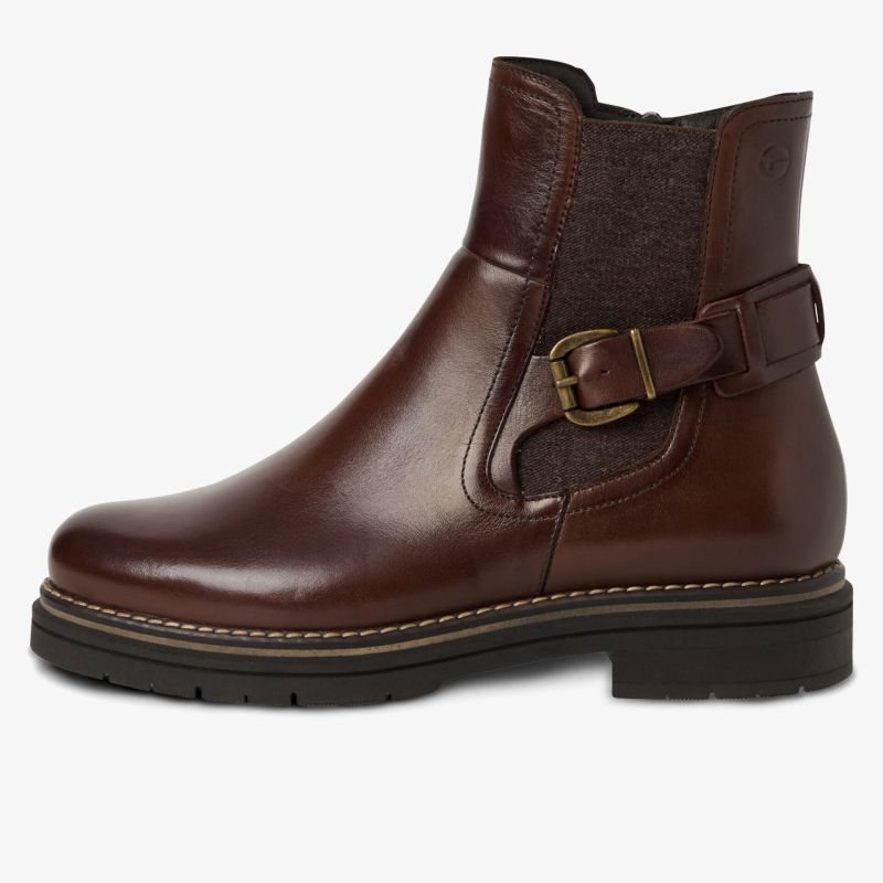 Schlichter brauner Leder-Stiefel mit Schnallenverschluss, robust und bequem, klare Seitenansicht