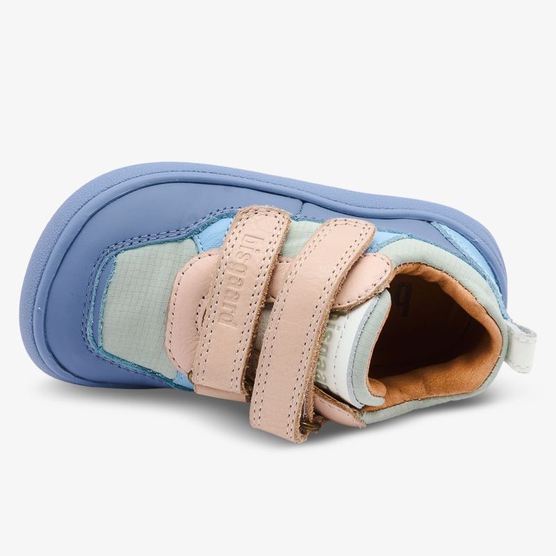 Pastellfarbener Schuh mit Klettverschluss, komfortable Passform und strapazierfähige Sohle