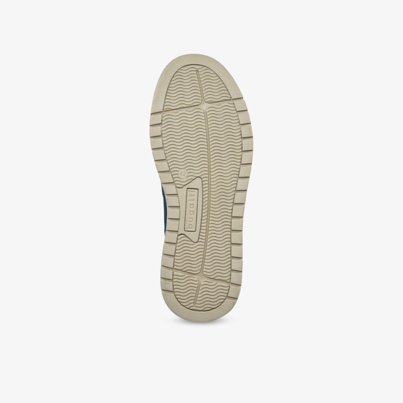 Profilierte rutschfeste Schuhsohle in hellem Beige für hohen Tragekomfort und optimale Bodenhaftung