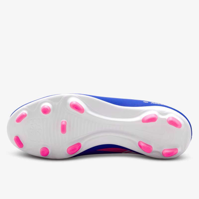 Robuste Fußballschuhsohle mit pinkfarbenen Stollen für optimale Trittfestigkeit auf dem Spielfeld