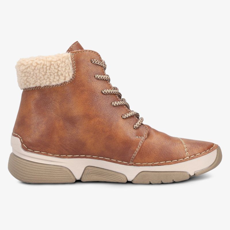Bequemer brauner Winterstiefel mit warmem Fellkragen und rutschfester, flexibler Sohle seitlich fotografiert