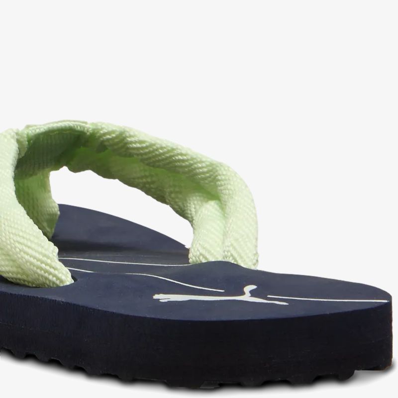 Bequemer, leichter Flip-Flop mit gepolsterten Riemen und rutschfester Laufsohle für optimalen Tragekomfort