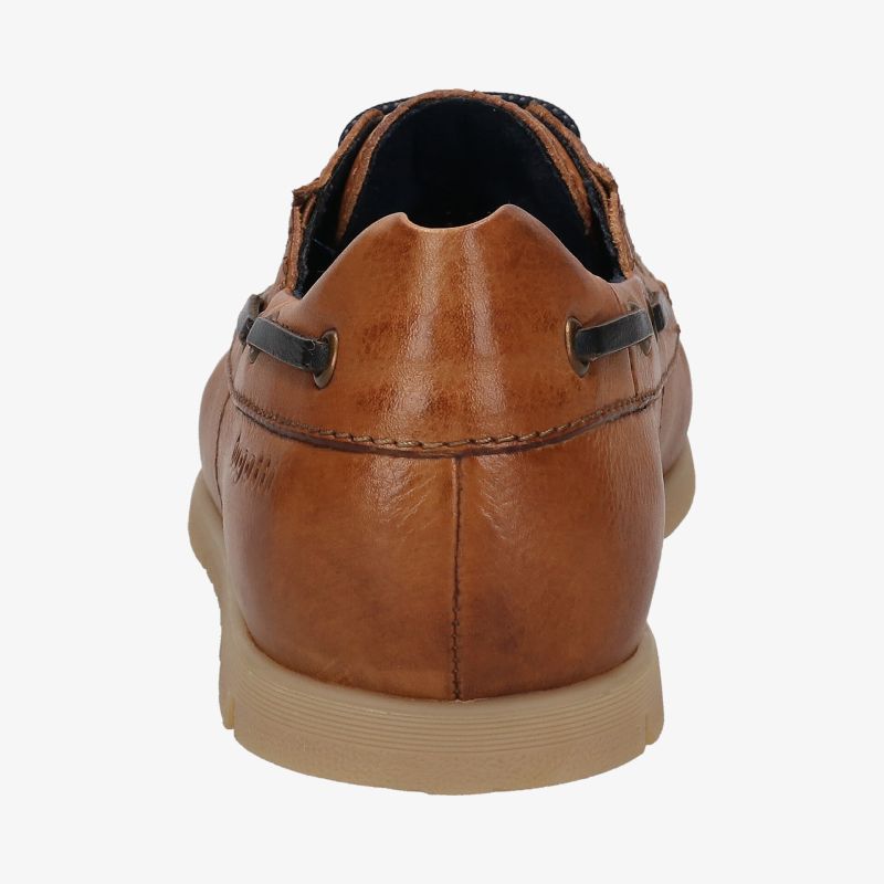 Sportlicher brauner Lederschuh mit robustem, rutschfestem Absatz und komfortablem Design, Rückansicht