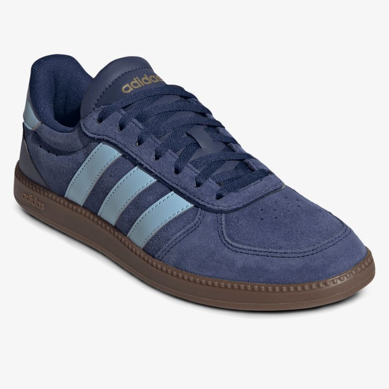 Dunkelblauer Sneaker mit hellblauen Streifen, sportives Design, robuste Profilsohle und bequemer Schnitt