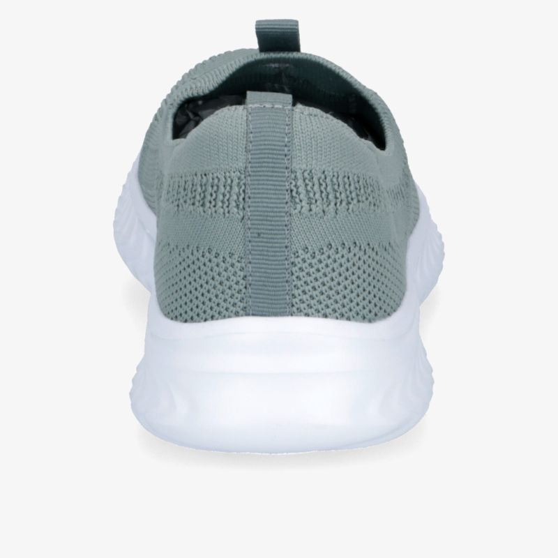 Sportlicher, bequemer Sneaker mit atmungsaktivem Material und rutschfester Sohle in modernem Design.