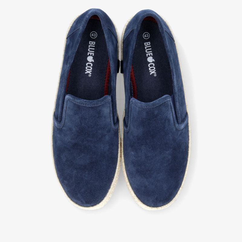 Bequeme blaue Veloursleder Slipper mit elastischem Einsatz und rutschfester Sohle in eleganter Ausführung
