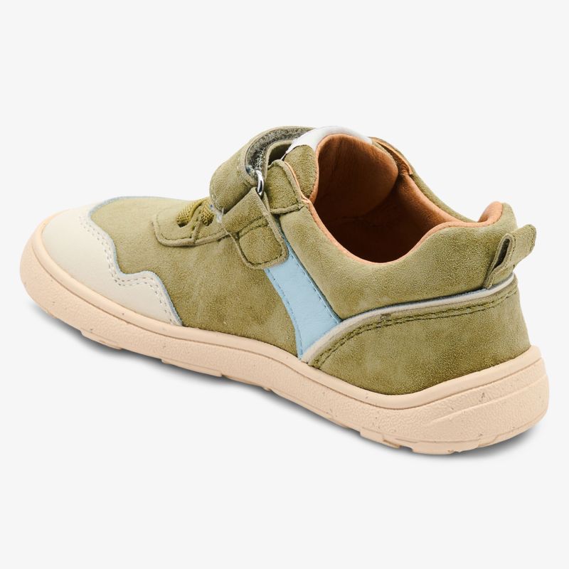 Stilvoller Velcro-Schuh in Erdtönen mit robuster Sohle und komfortabler Passform