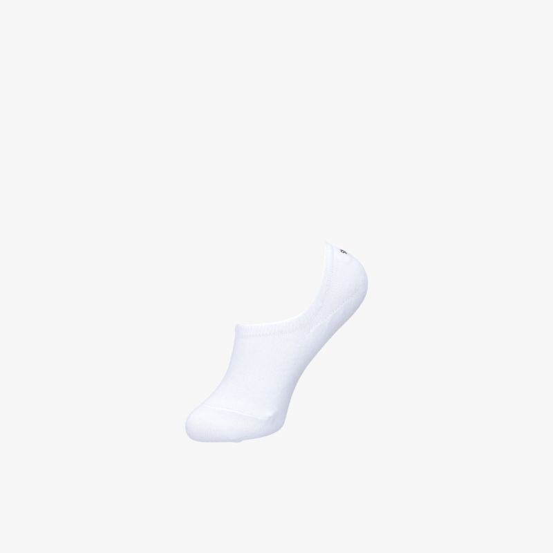 Weiße kurze Sneaker-Socke aus weichem, elastischem Material für bequemen und atmungsaktiven Tragekomfort
