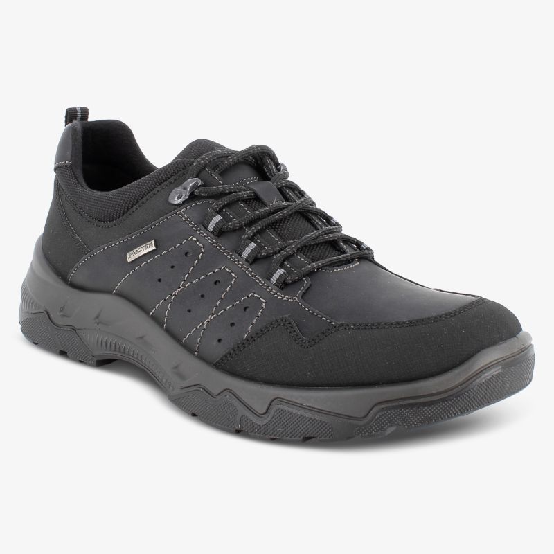 Robuster, bequemer Schuh mit rutschfester Sohle und atmungsaktivem Material, ideal für sportliche Aktivitäten