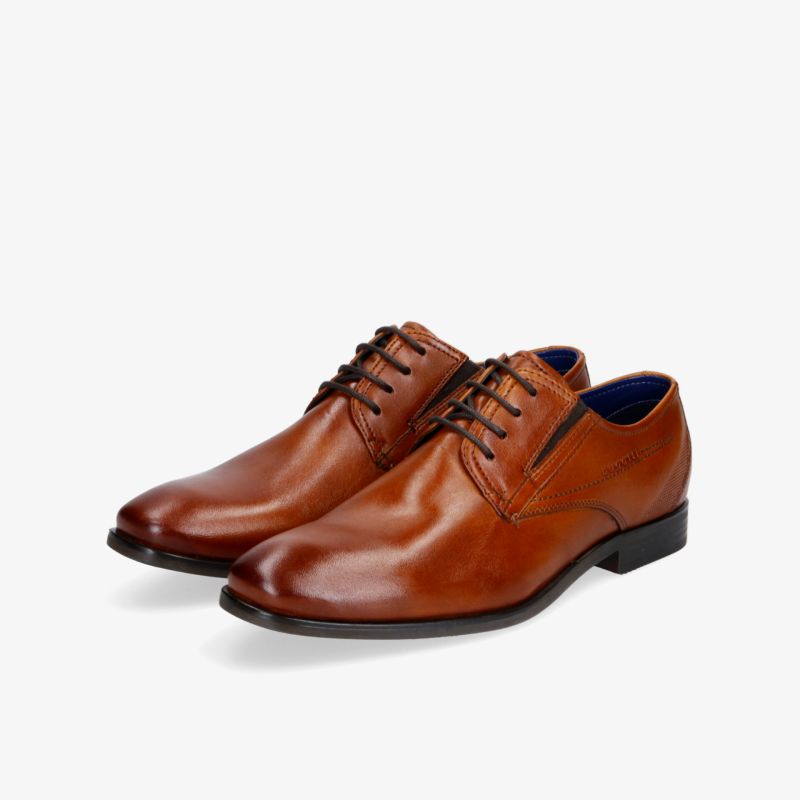 Klassische braune Lederschnürschuhe mit elegantem Design und hochwertiger Verarbeitung.