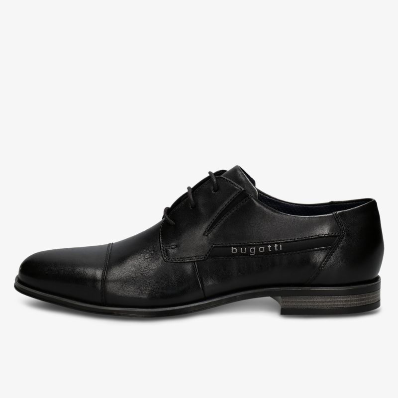 Eleganter schwarzer Schnürschuh aus glattem Leder mit komfortabler Passform und klassischem Design
