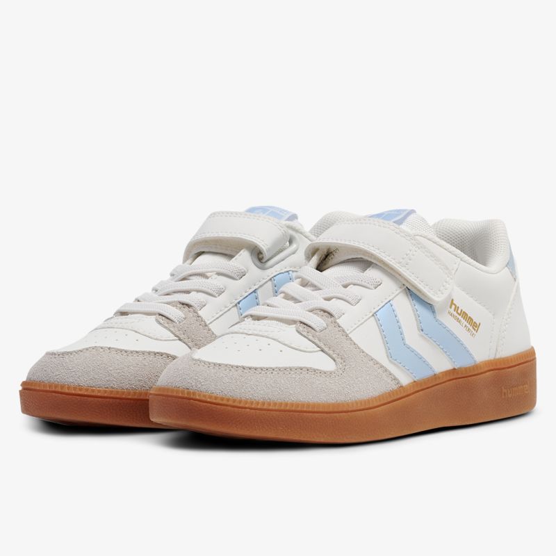 Bequeme Sneaker mit sportlichem Design, rutschfester Gummisohle und praktischen Klettverschlüssen, ideal für den Alltag