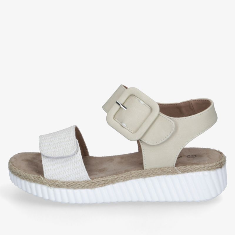 Bequeme Sandale mit verstellbarem Riemen und weichem Fußbett für optimalen Halt und Komfort