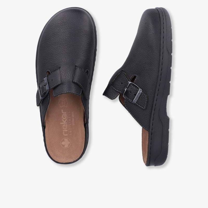 Bequemer schwarzer Lederschuh mit verstellbarem Riemen und robuster Profilsohle, perfekt für langen Tragekomfort