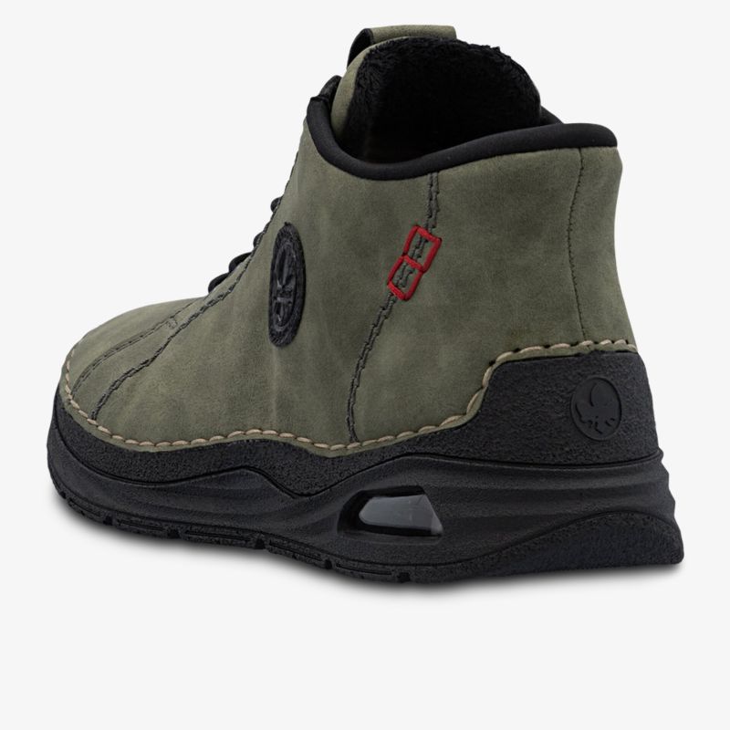 Robuster Schuh mit rutschfester Sohle und verstärkter Naht für hohen Tragekomfort und lange Haltbarkeit