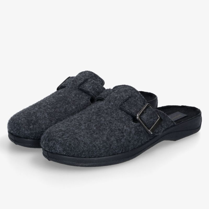 Weiche graue Hausschuhe aus Wollfilz mit verstellbarem Riemen und rutschfester Sohle, ideal für hohen Tragekomfort