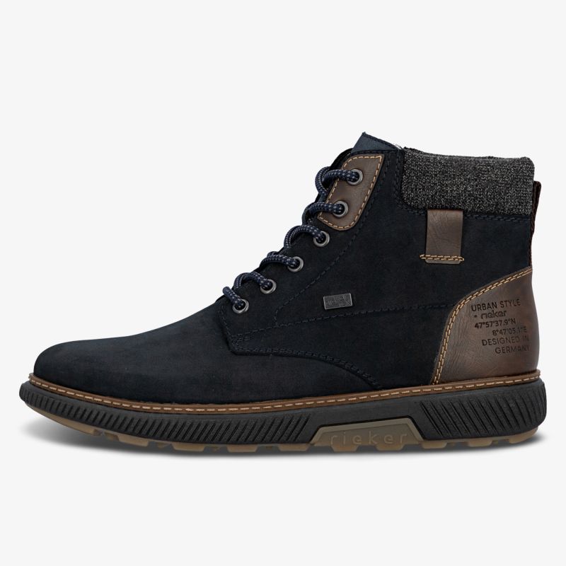 Schwarzer Schnürstiefel mit robustem Profil, hohem Schaft und Leder-Details für Komfort und Haltbarkeit