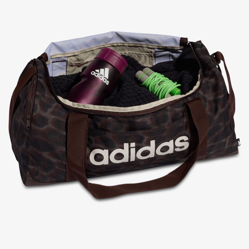 Geräumige Adidas Sporttasche mit Tiermuster, robustem Material und praktischem Reißverschluss