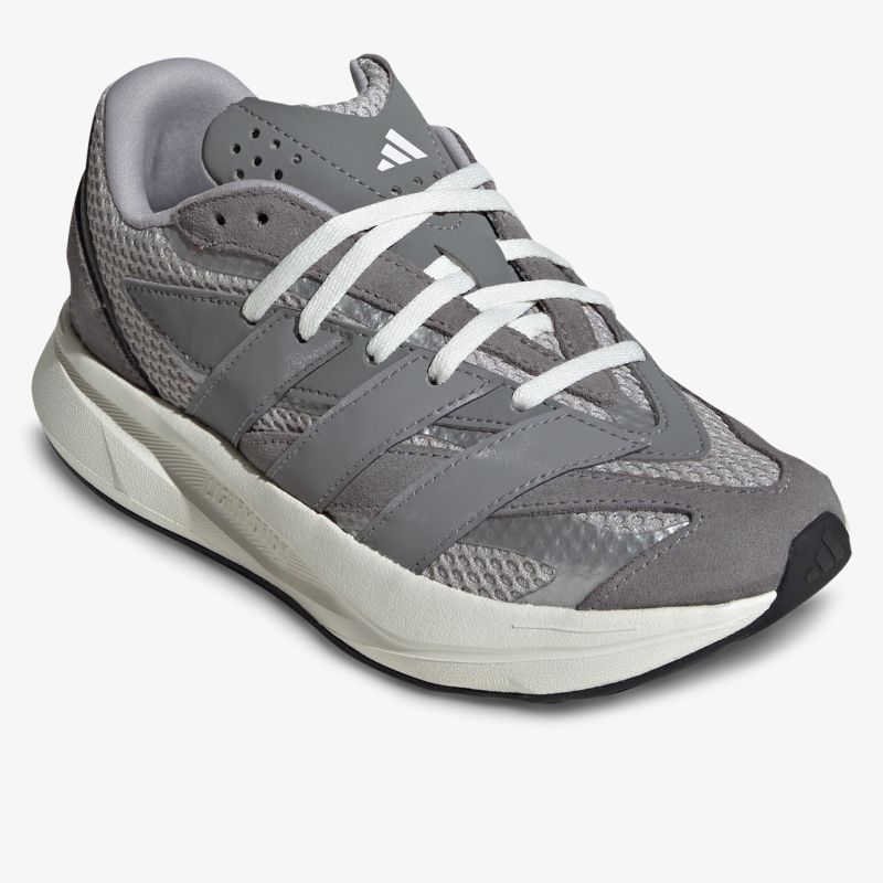 Moderner leichter Sneaker mit atmungsaktivem Obermaterial und bequemer, flexibler Sohle für optimalen Komfort