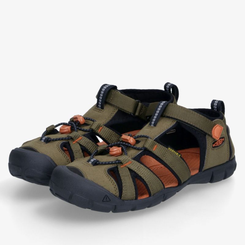 Robuste Outdoor-Sandalen mit verstellbaren Riemen, rutschfester Sohle und atmungsaktivem Design als Paar