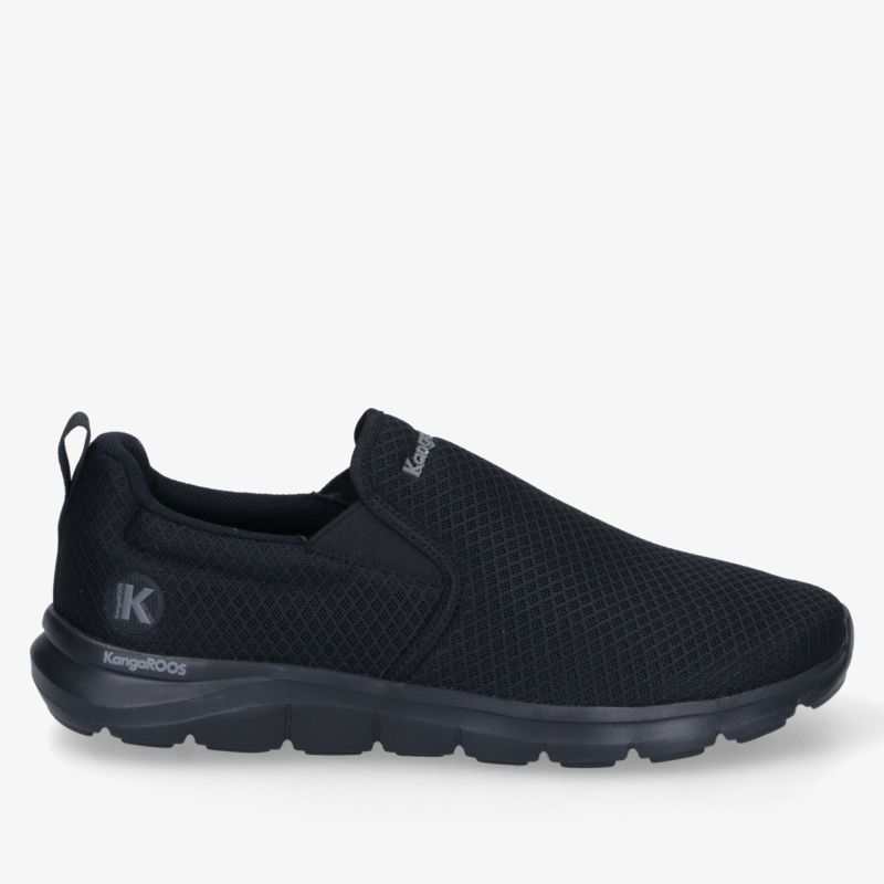 Schwarzer sportlicher Slip-On Schuh mit atmungsaktivem Material und flexibler, rutschfester Sohle