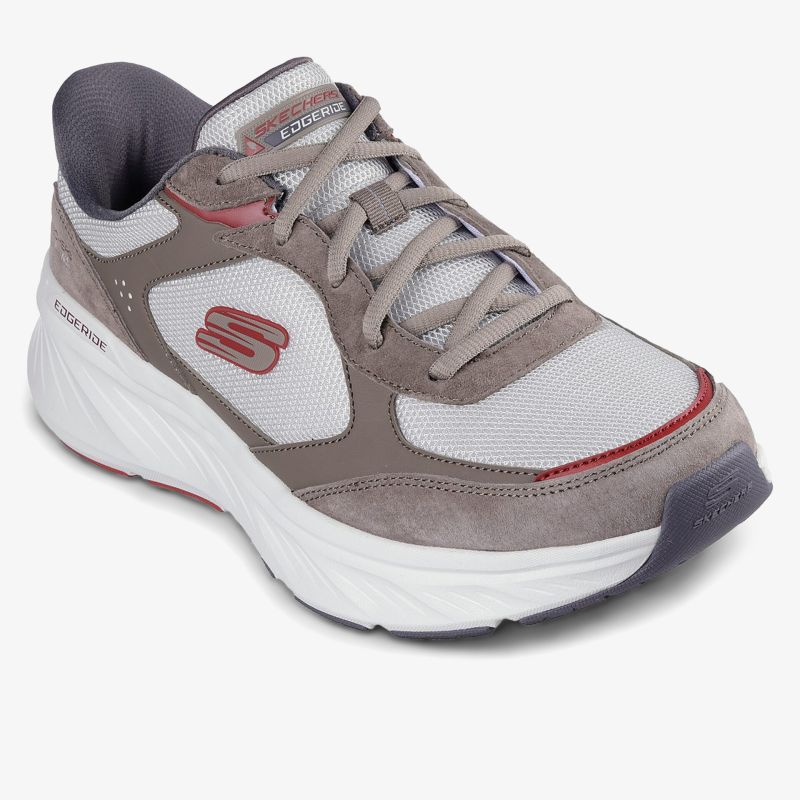 Leichter Sneaker mit atmungsaktivem Obermaterial und robuster Sohle, ideal für ganztägigen Tragekomfort